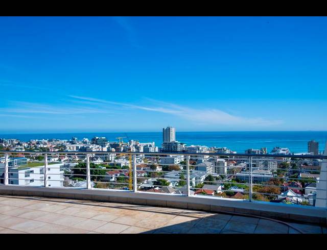3 BEDROOM APARTMENT FOR SALE IN SEA POINT